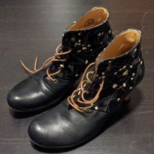 Fluevog Real Flower Patent Leather Boots size 10